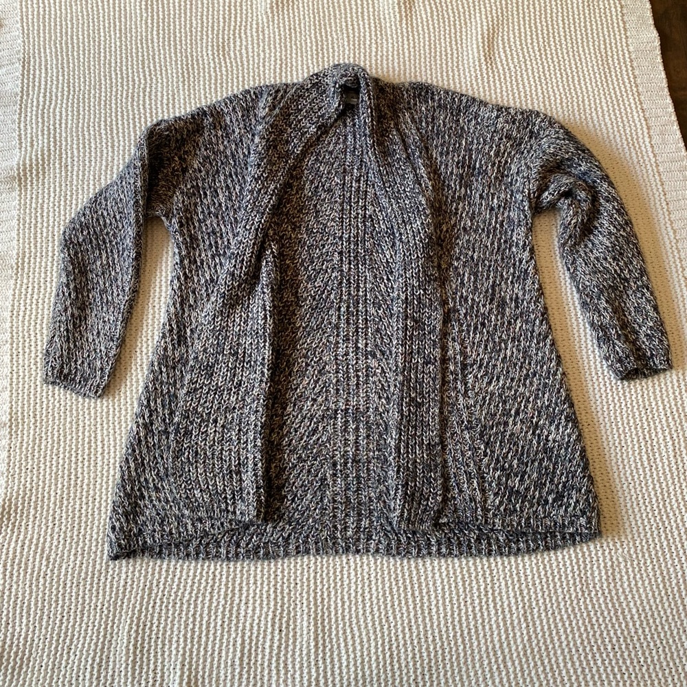 Like New Lou & Grey Cardigan Sweater